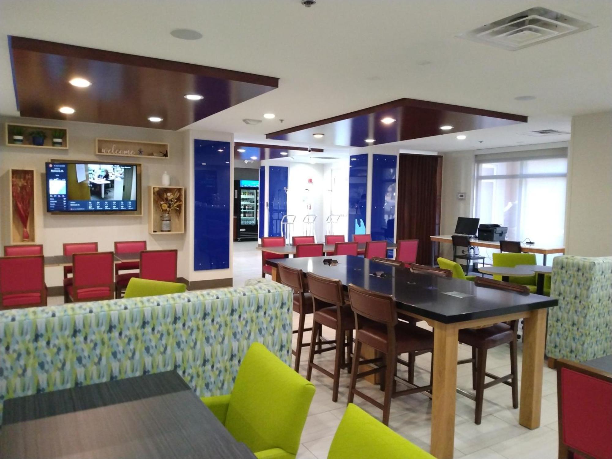 阿尔伯克基城智选假日酒店&套房 外观 照片